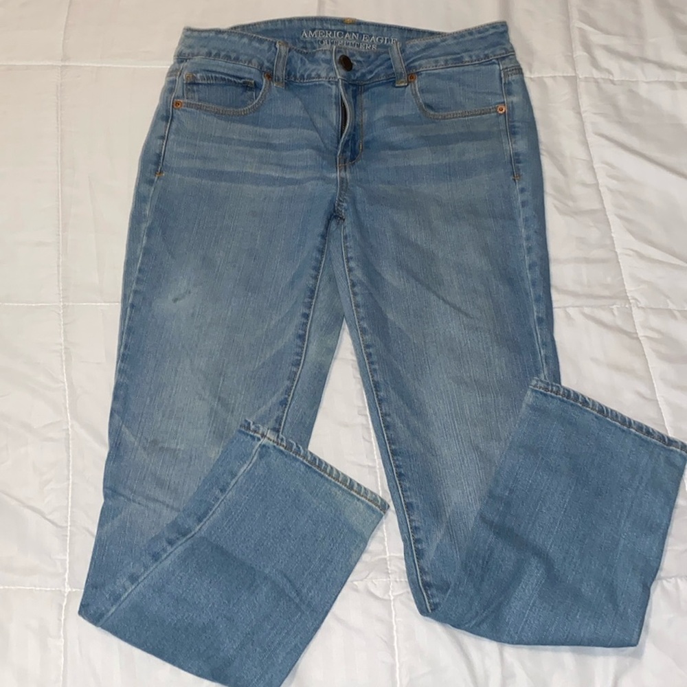 American Eagle light wash Skinny Stretch Jeans